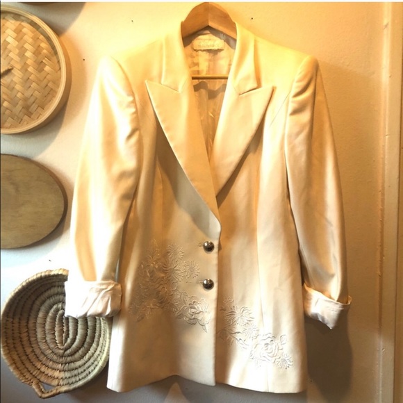 Escada Jackets & Blazers - Vintage Escada embroidered 80s blazer in ivory